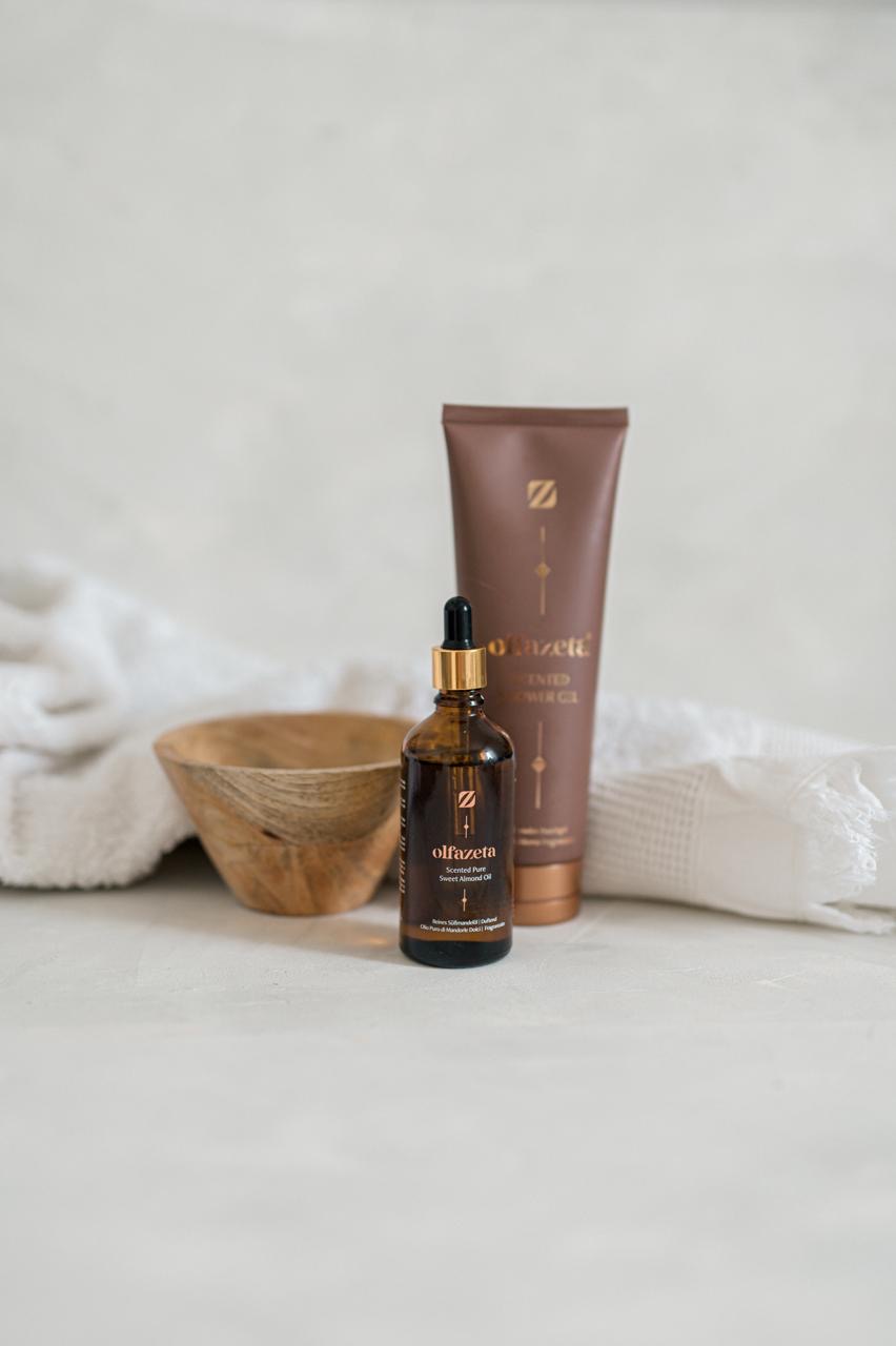 Huile d'amande douce Olfazeta et gel douche parfumé